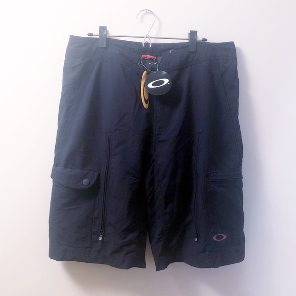 oakley mountain bike shorts